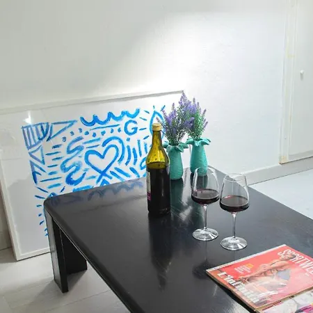 Centro In Palazzo Storico By Gavi Appartement